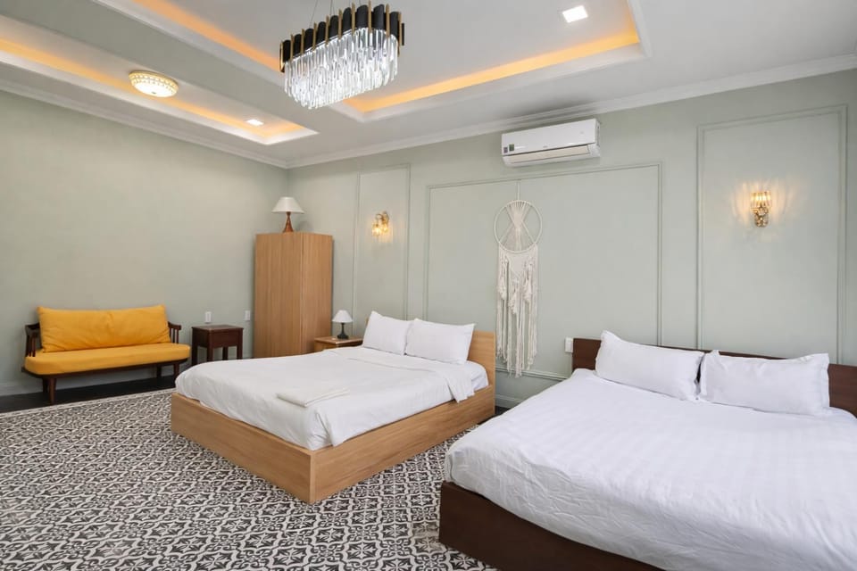 Bed, Bedroom, air conditioner