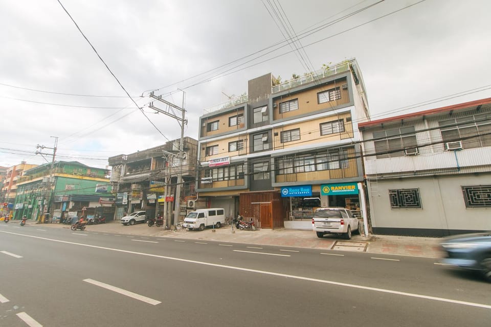 Property building, Day, Neighbourhood, City view, Street view, Location
