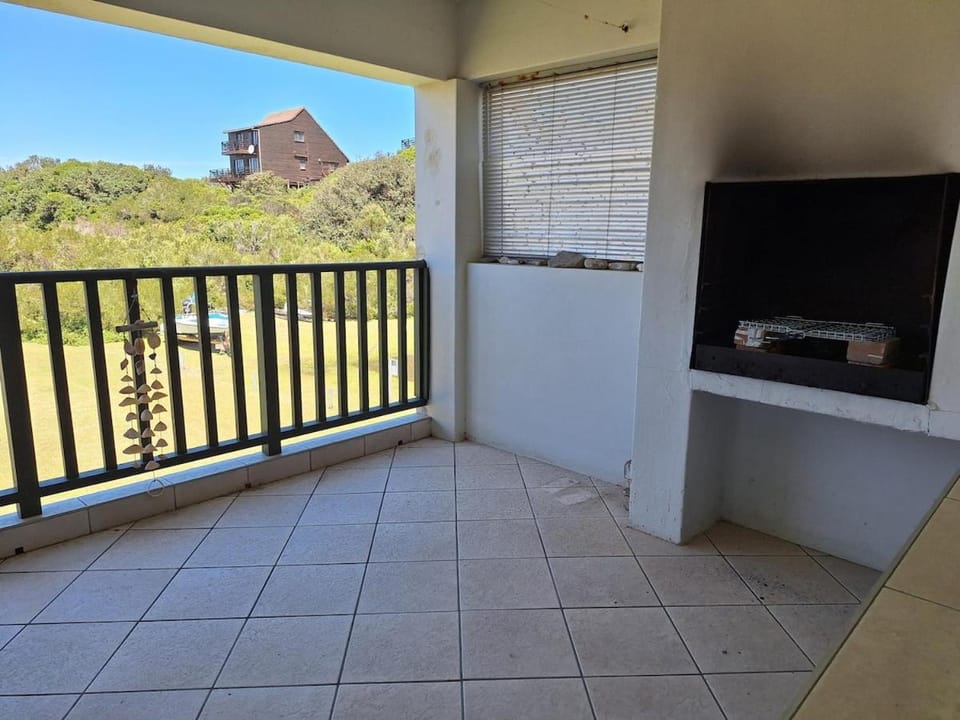 High Tide Coastal Apartment - Settler Sands Apartment in Port Alfred