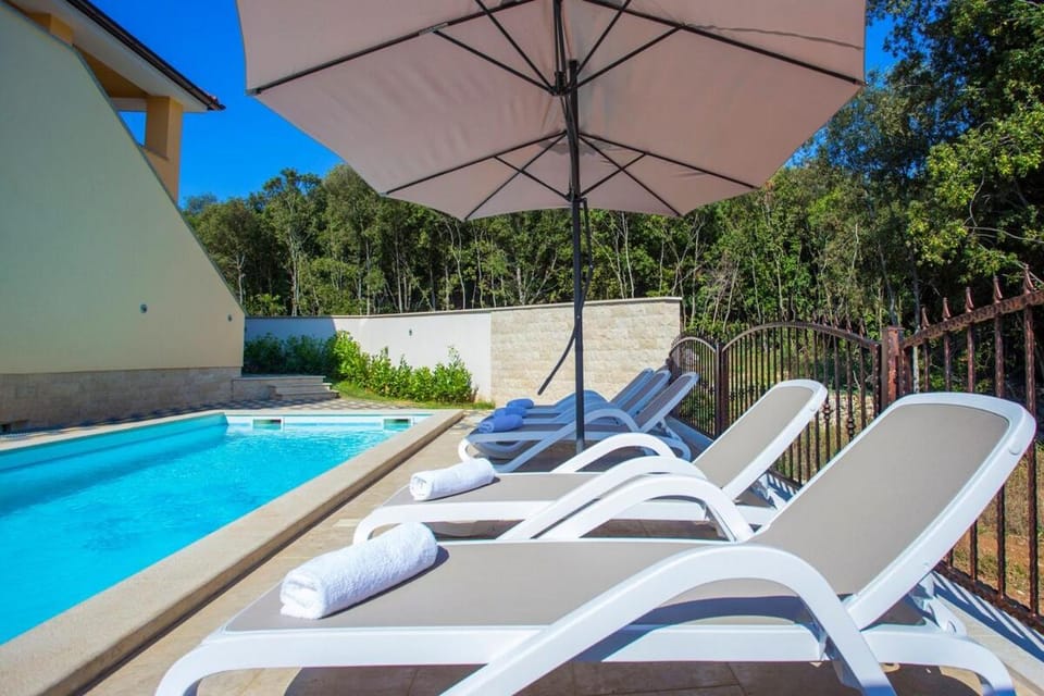 Villa Vita by Istrialux Villa in Banjole
