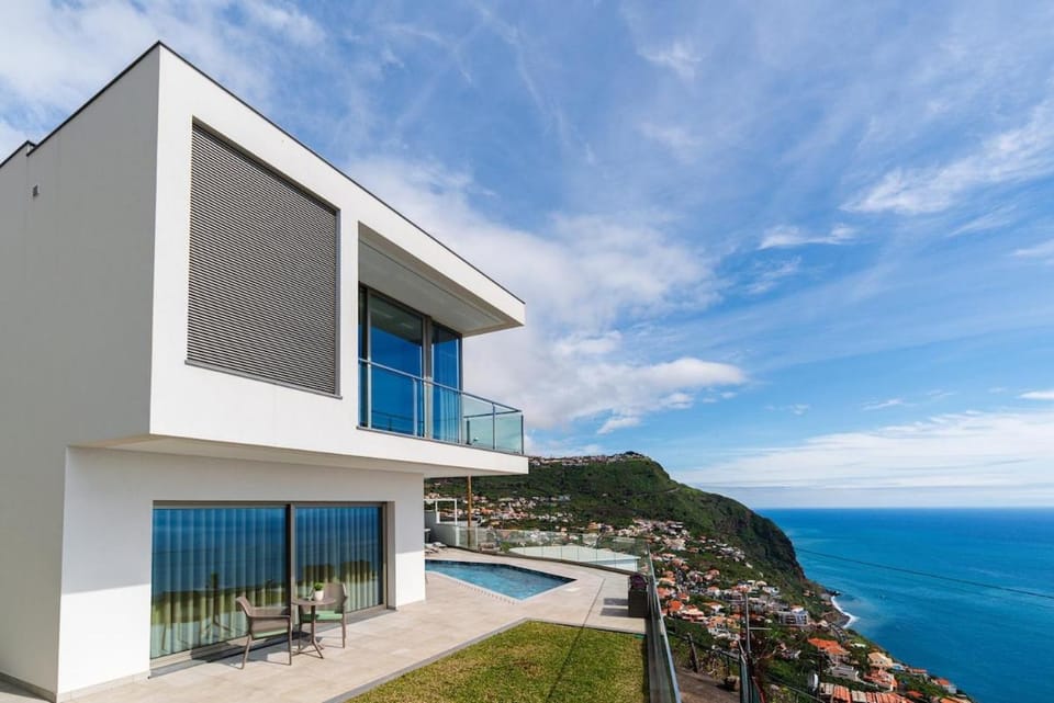 Casa Joaquim by Rent2u, Lda Villa in Madeira District