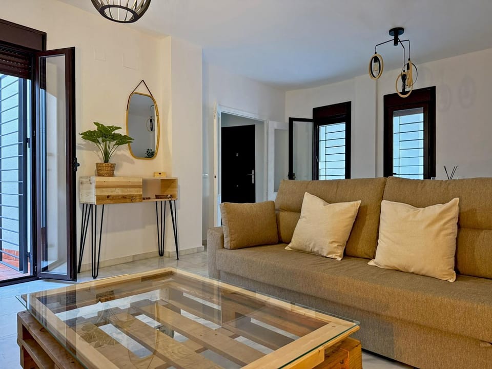 Communal lounge/ TV room, Living room