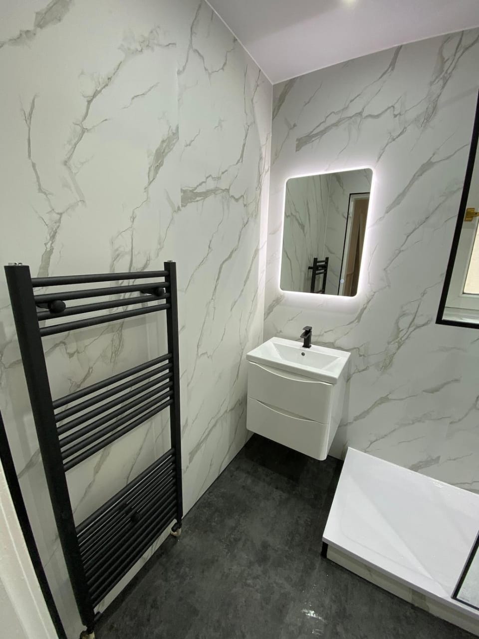 Large Modern 2-Bed Home Ideal for Long Work Stays Villa in Hamilton