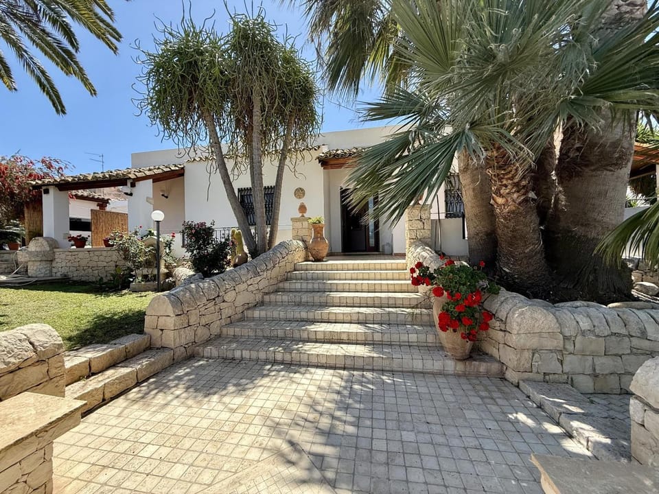 Villa Lùmea Villa in Sicily