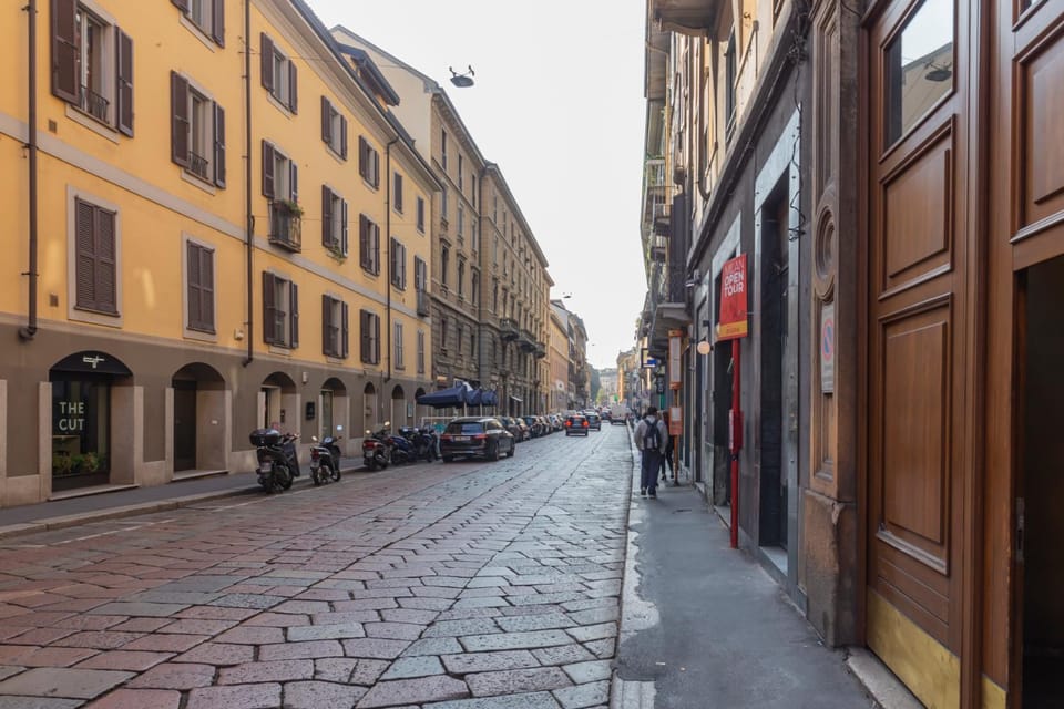 Property building, Street view, Quiet street view