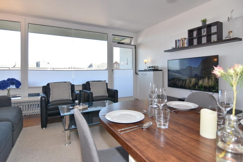 Klaus-Groth-Straße 2, Whg 4142 Apartment in Westerland