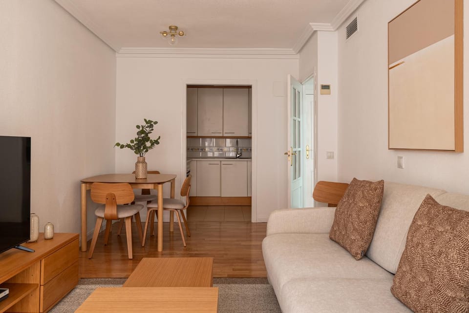 Cituspace Las Tablas - M Tubau Apartment in Madrid