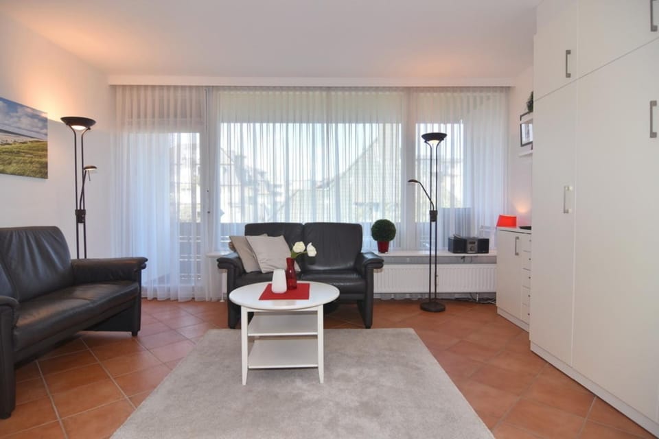 Klaus-Groth-Straße 2, Whg 21 Apartment in Westerland