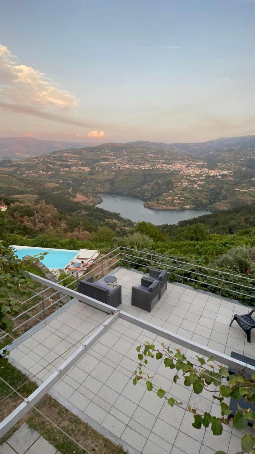 View (from property/room), Balcony/Terrace, River view