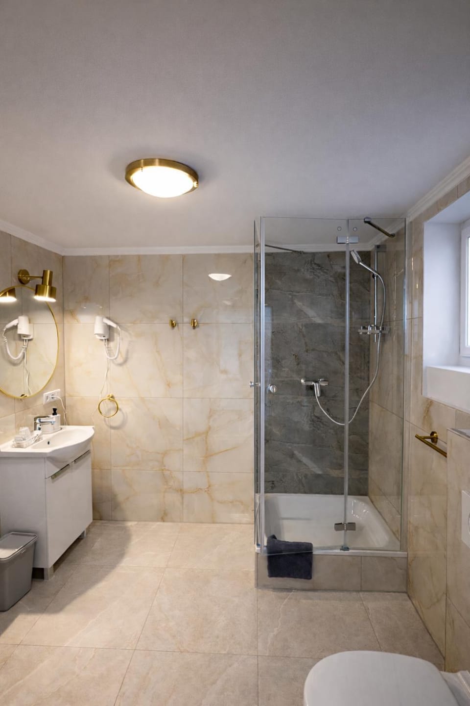 Shower, Bathroom