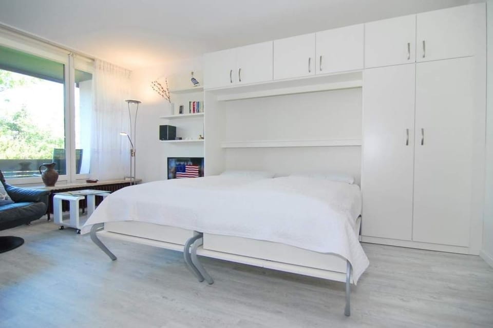 Klaus-Groth-Straße 2, Whg 10 Apartment in Westerland