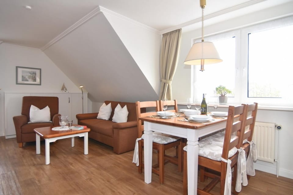 Haus Szameit, Whg 1 Apartment in Westerland