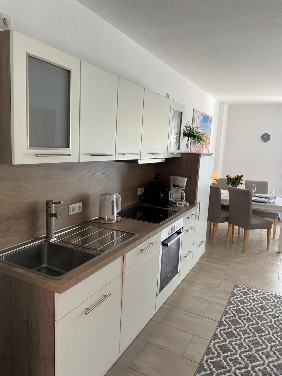 Coffee/tea facilities, Kitchen or kitchenette