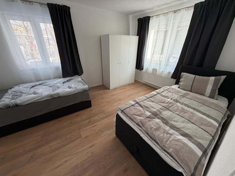 Bed, Bedroom, wardrobe