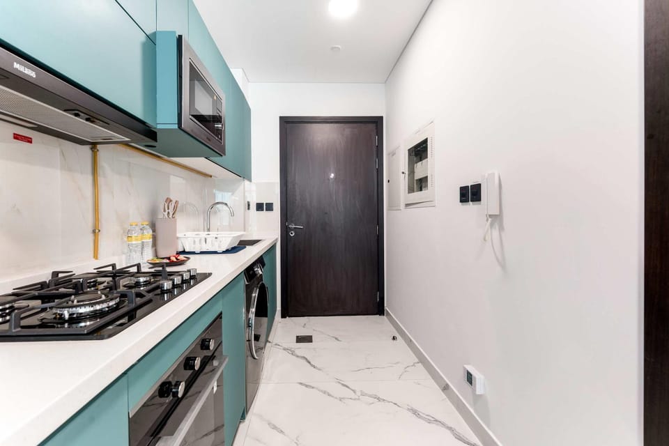 Free housekeeping visits during your stay - StayShort - Comfortable Studio in Arjan that Sleeps 2 Apartment in Dubai