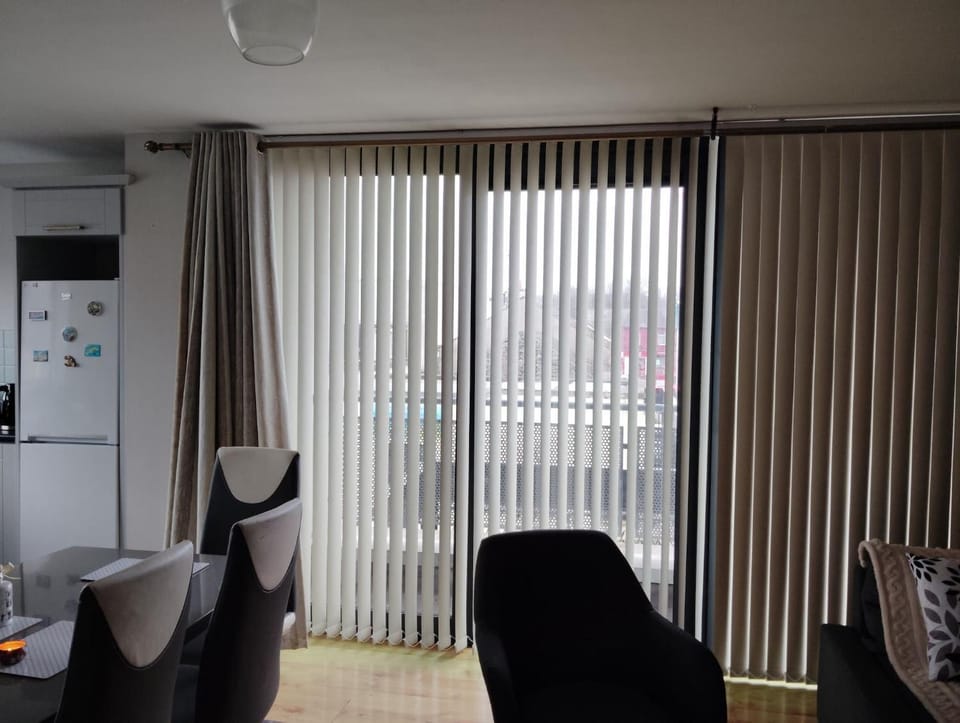 2 Bedroom Apartment 4-6 people-Coastal Comfort Apartment in County Dublin
