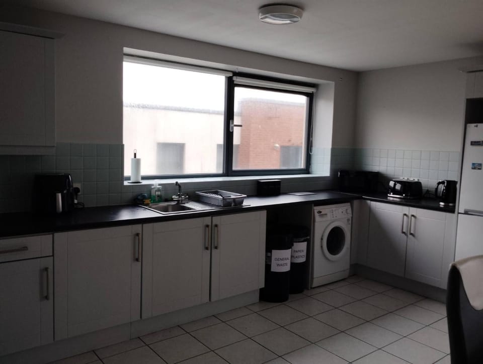 laundry, washing machine, kitchen
