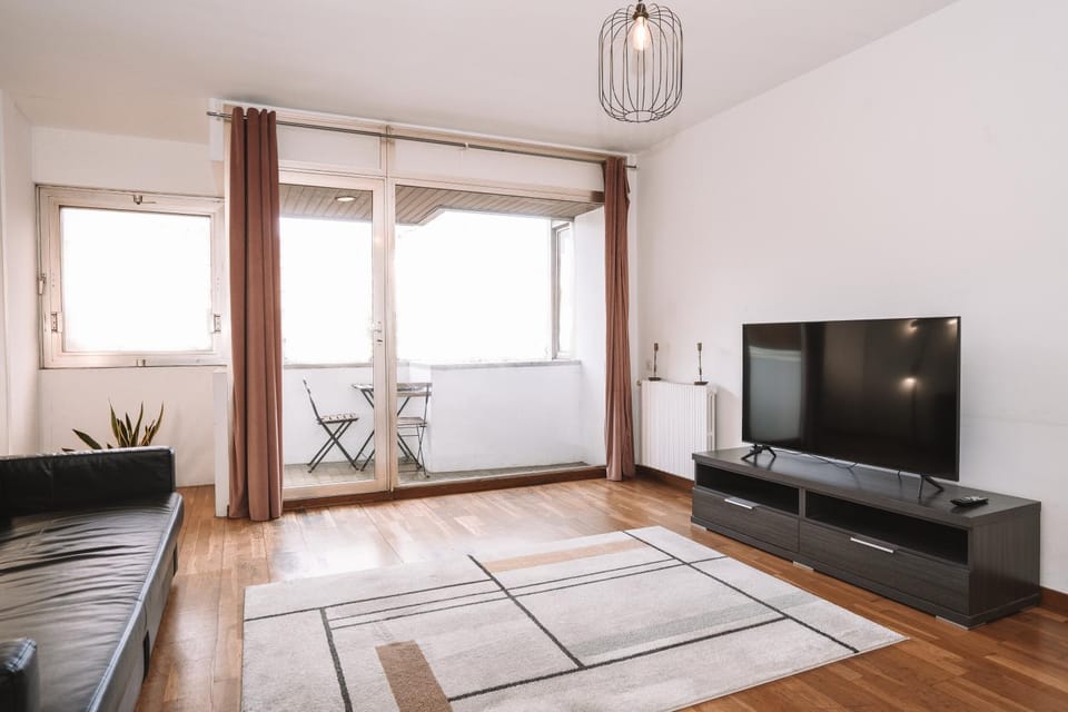 TV and multimedia, Balcony/Terrace, Living room, Seating area