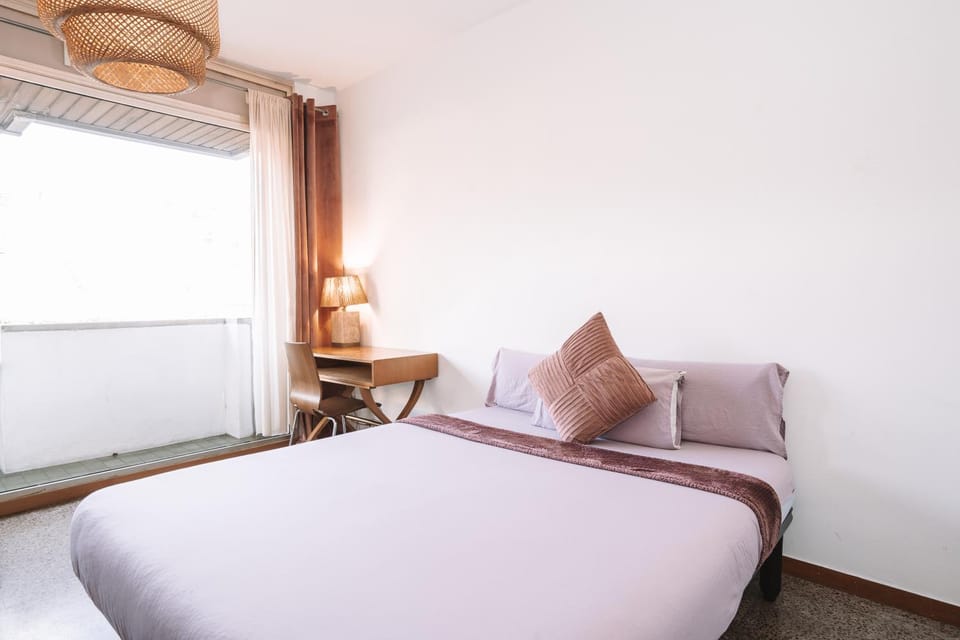 Bed, Balcony/Terrace, Photo of the whole room, Bedroom