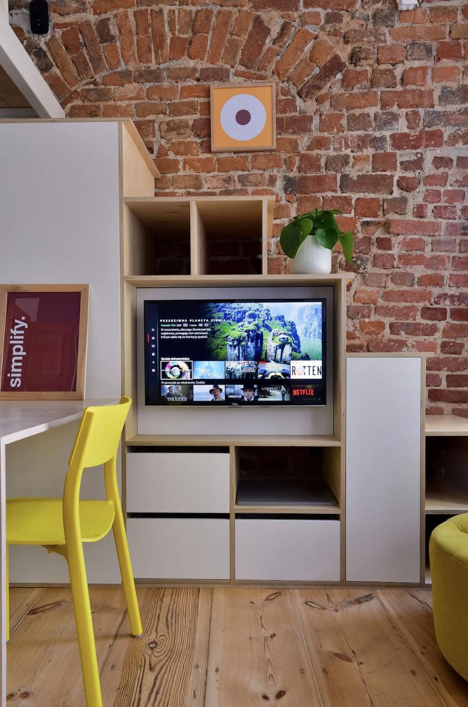 TV and multimedia, Living room, Seating area