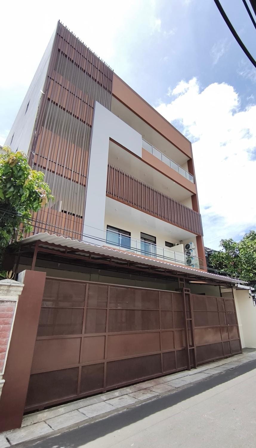 Sleep Well Kost Blok A MRT - Women Only Bed and Breakfast in South Jakarta City