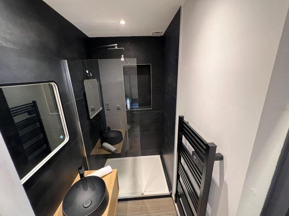 37 Vaise - 1 Bedroom - Valmy Apartment in Lyon