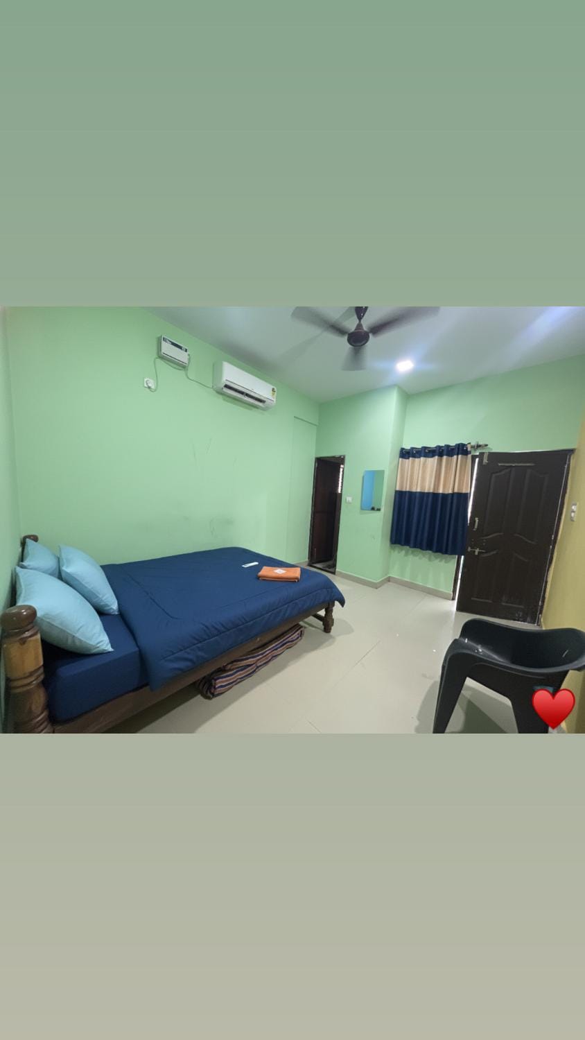 Bed, Bedroom, air conditioner
