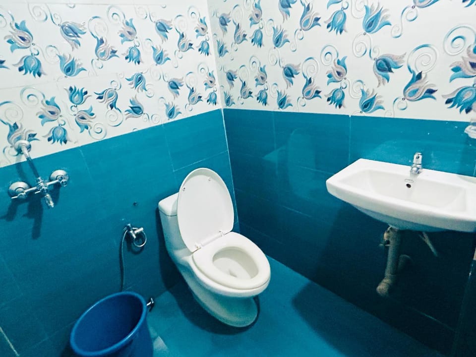 Toilet, Bathroom