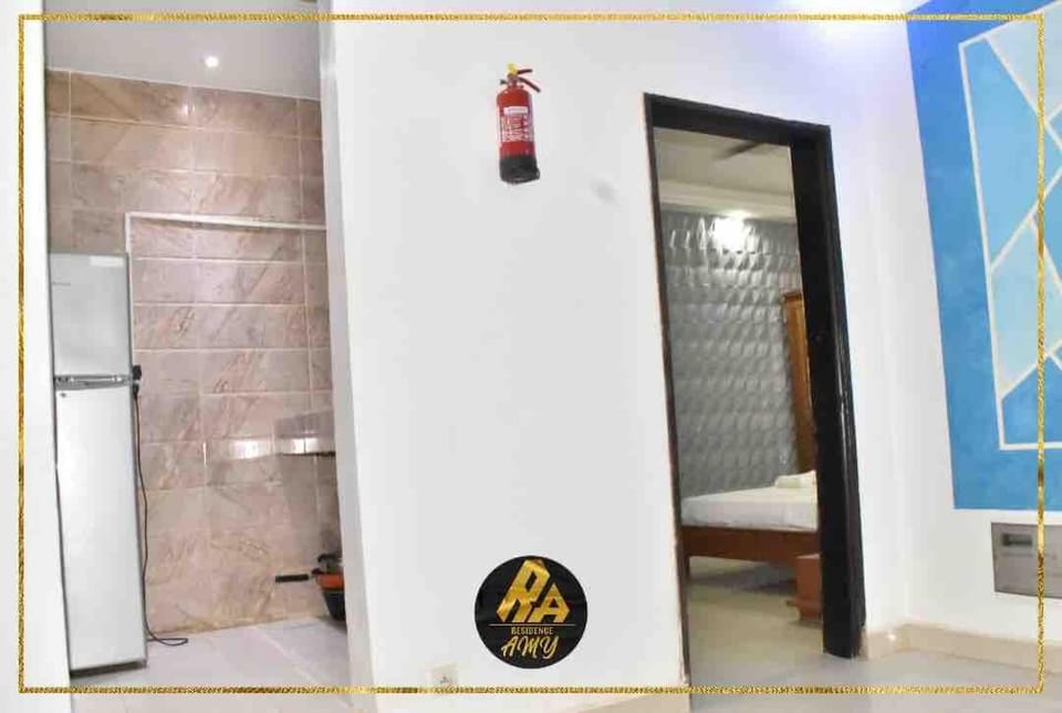 2 PIECES RDC appartement 02 Apartment in Dakar