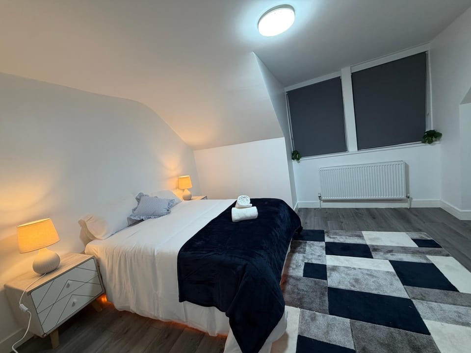 Bed, Bedroom