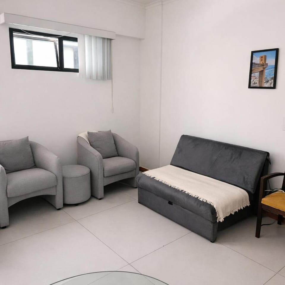 Premium Flat in Rio Vermelho with Maid Included Apartment in Salvador