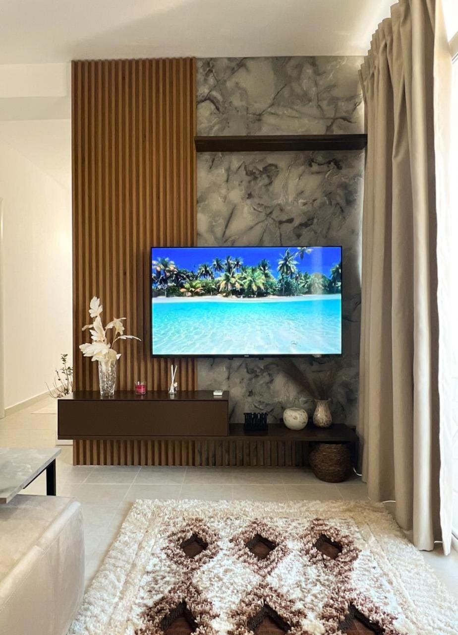 Communal lounge/ TV room, TV and multimedia, Evening entertainment
