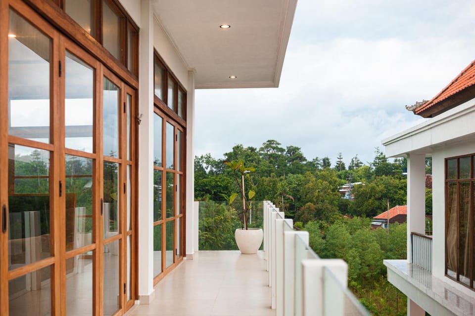 Property building, View (from property/room), Balcony/Terrace