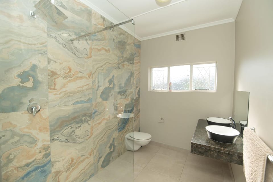 The Valley Escape - Executive Suite House in Port Elizabeth