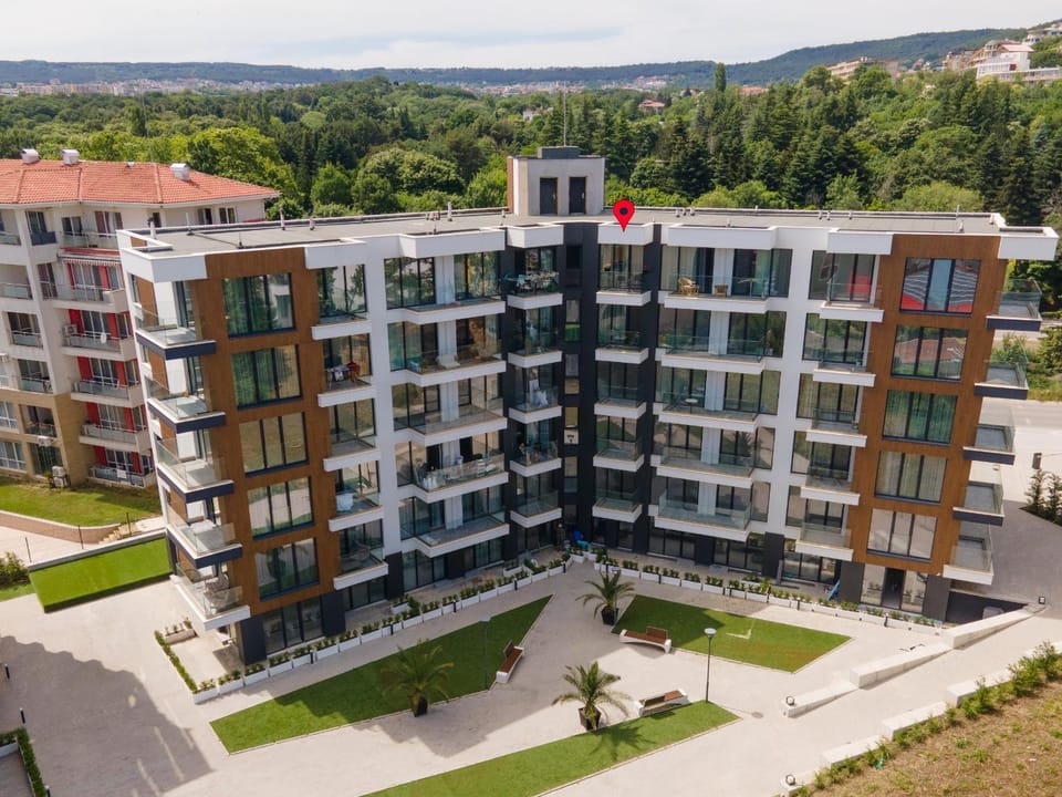 Property building, Neighbourhood, City view
