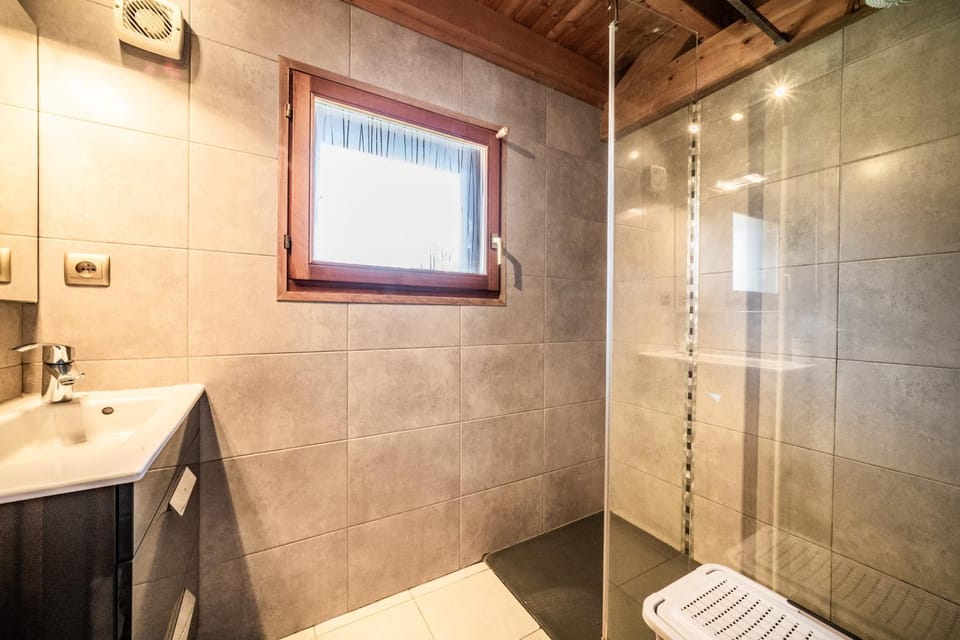Bathroom, Living room