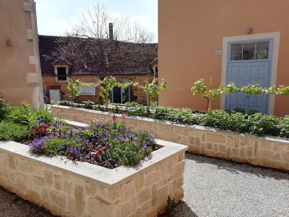 Auberge de Treigny - Les chambres Apartment in Bourgogne-Franche-Comté