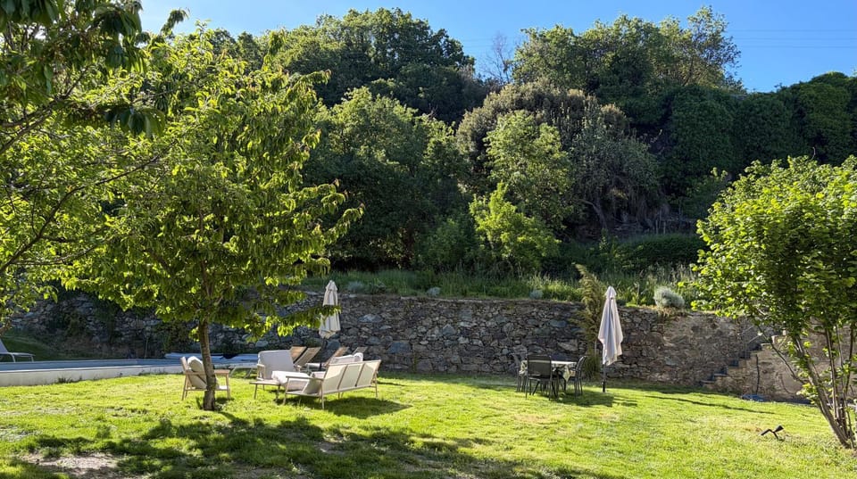 Suite avec jardin et piscine Apartment in Corsica