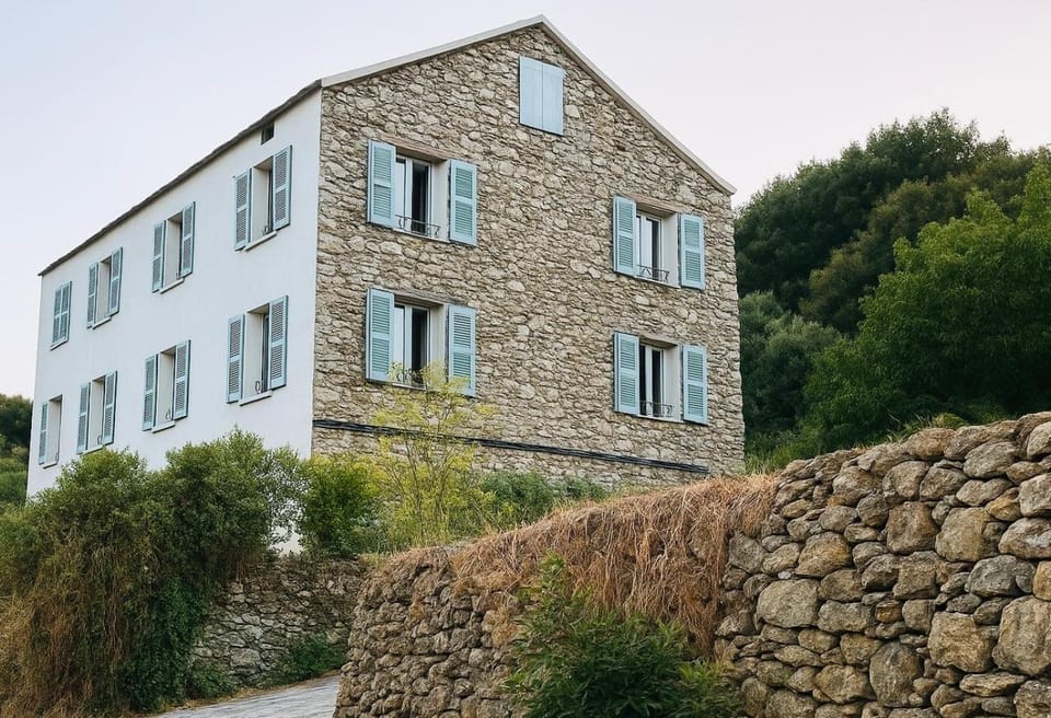 Suite avec jardin et piscine Apartment in Corsica