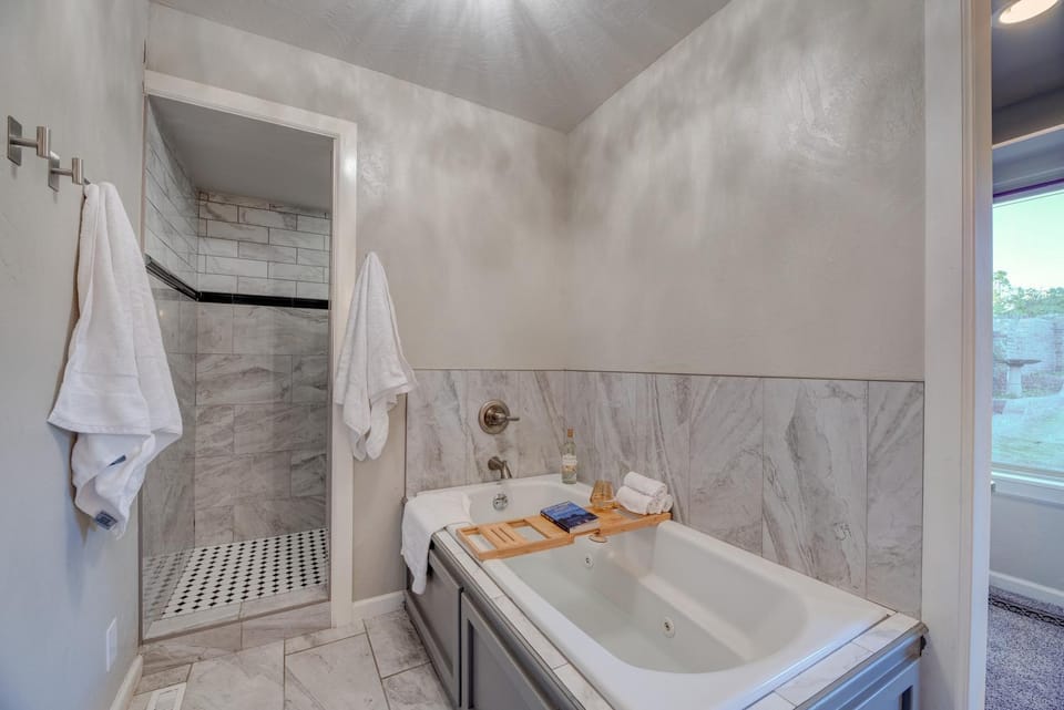 Shower, Bathroom, Bath, hair dryier, towels