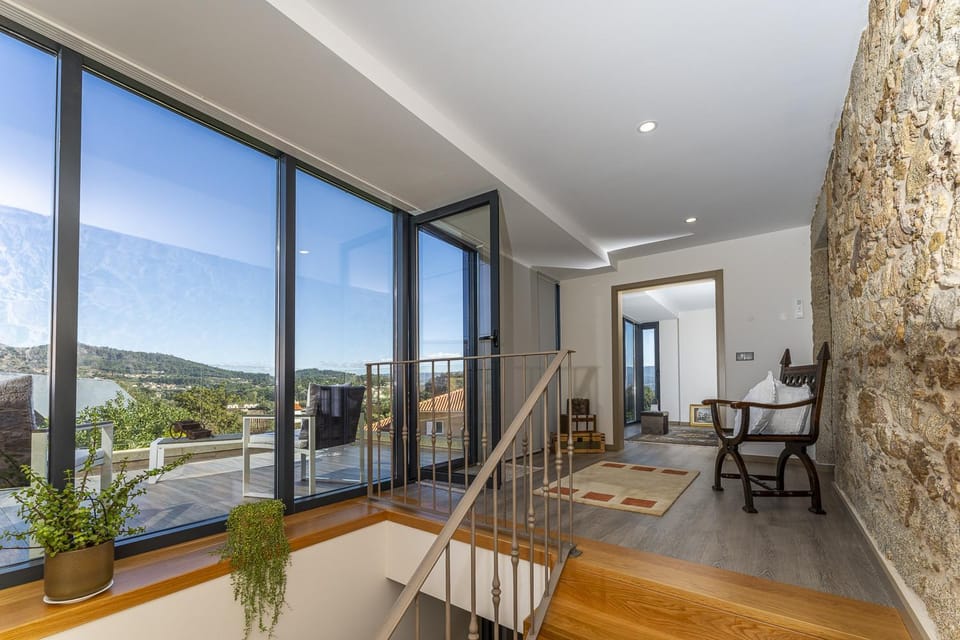 Villa with private Pool and Garden Villa in Viana do Castelo District, Portugal