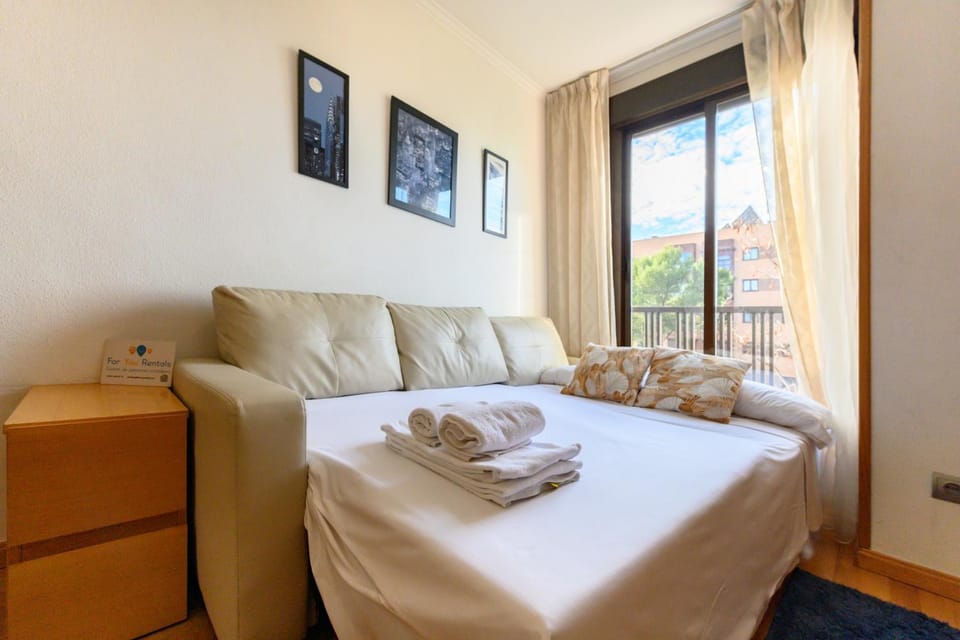 SAM12 - Fantástico piso de un dormitorio en Madrid - Alquiler temporal Apartment in Madrid