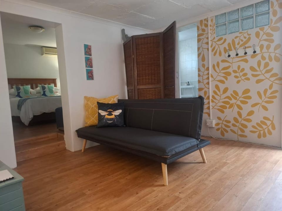 Living room, Lounge or bar, Seating area
