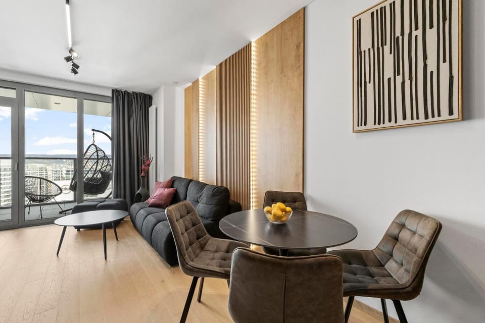 Luxury Eurovea Tower - City & Hills Apartment in Bratislava