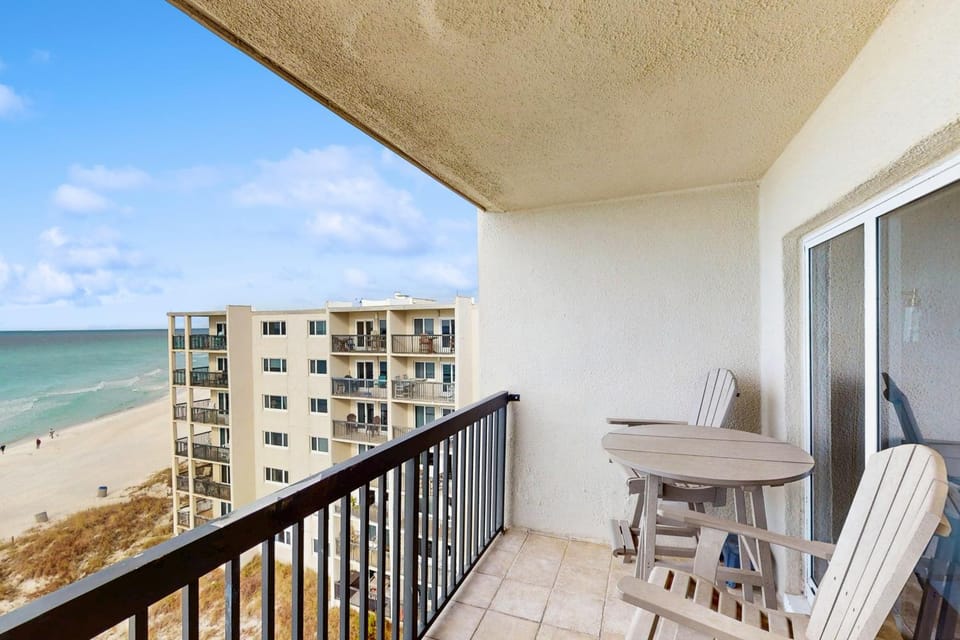 Pinnacle Port C2-702 - Seas The Day Apartment in Sunnyside
