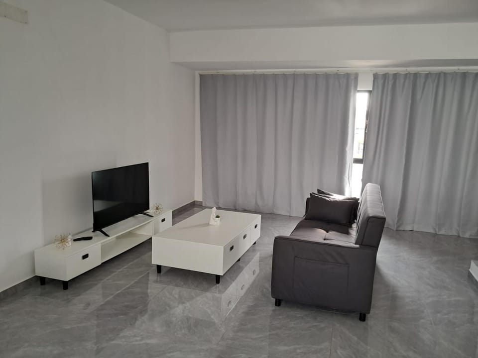 Communal lounge/ TV room, TV and multimedia