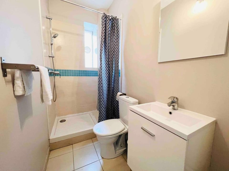 54 Genas Studio Partdieu Apartment in Villeurbanne