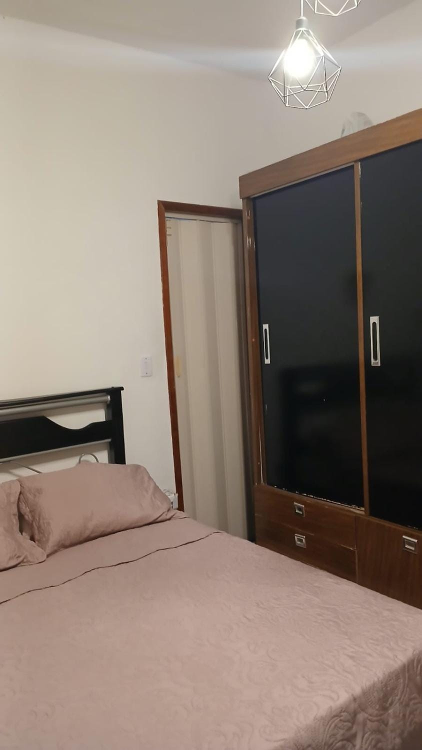 Estúdio no Caiçara, Wi-fi, Ar condicionado, TV plana, Vaga de garagem, Banheiro privativo Vacation rental in Belo Horizonte