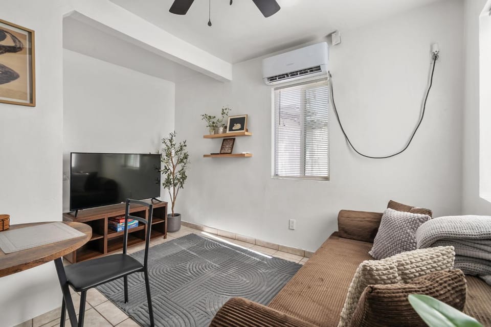 Casita on Jacinto Centrally Located Apartment in Catalina Foothills