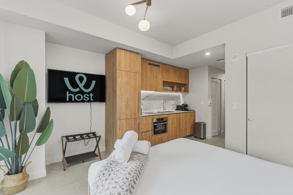 Bed, TV and multimedia